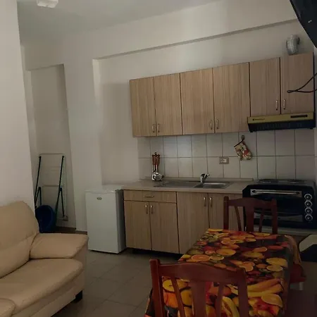 Apartment Albano *